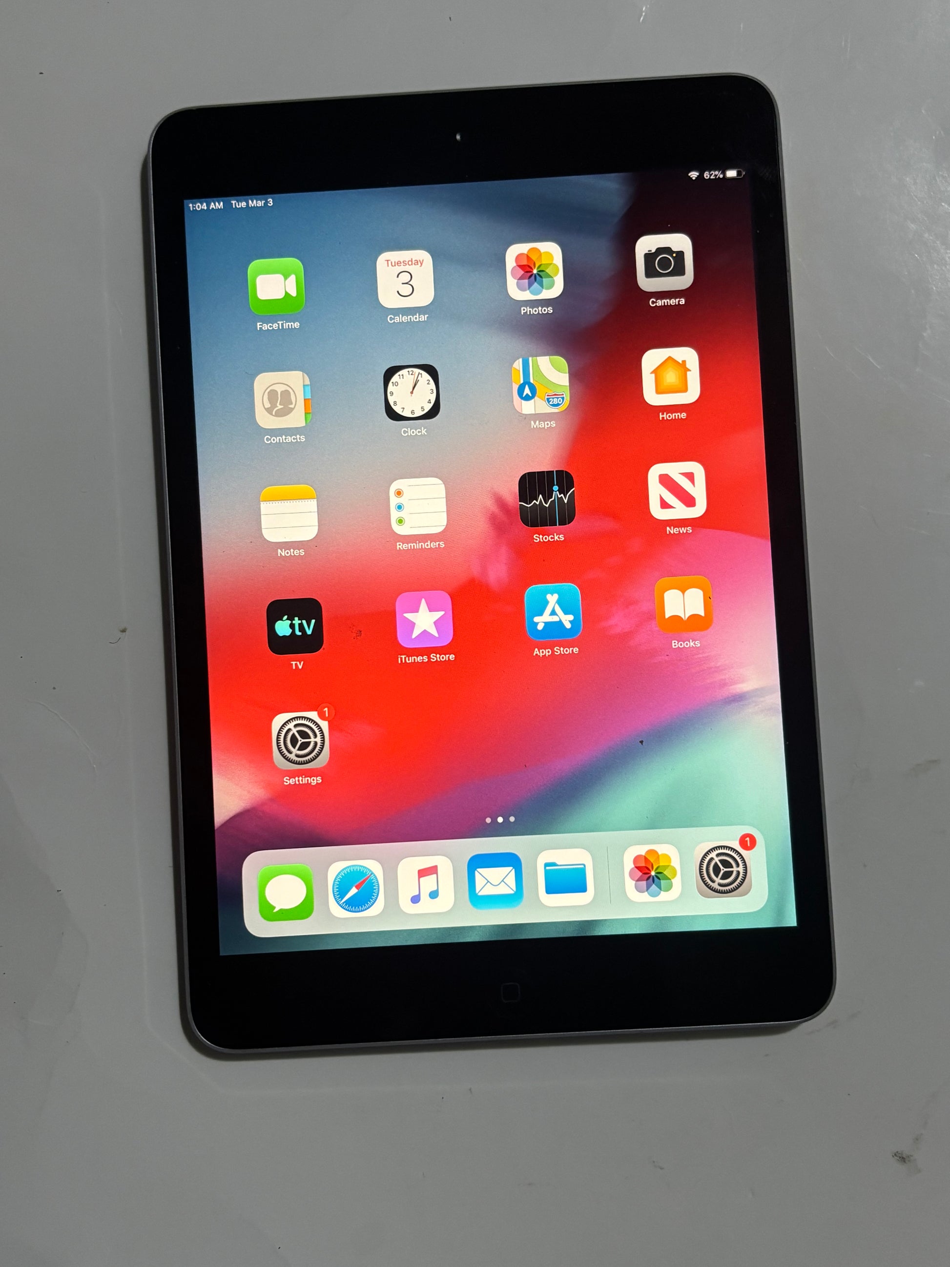 iPad mini2 WiFi only (no lock)