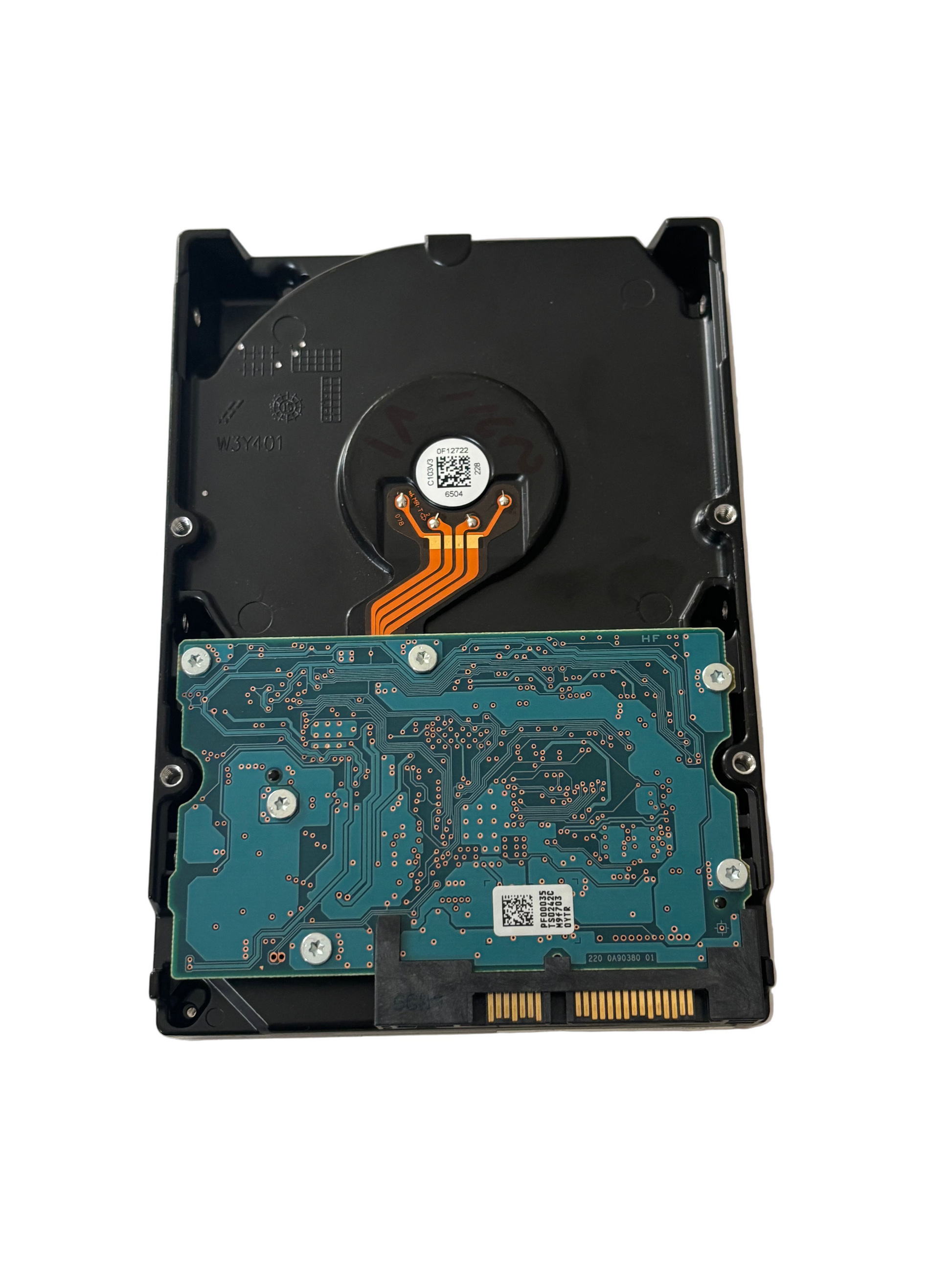 TOSHIBA DT01ACA300 3TB SATA Hard Drive 3.5-inch internal HDD desktop computers